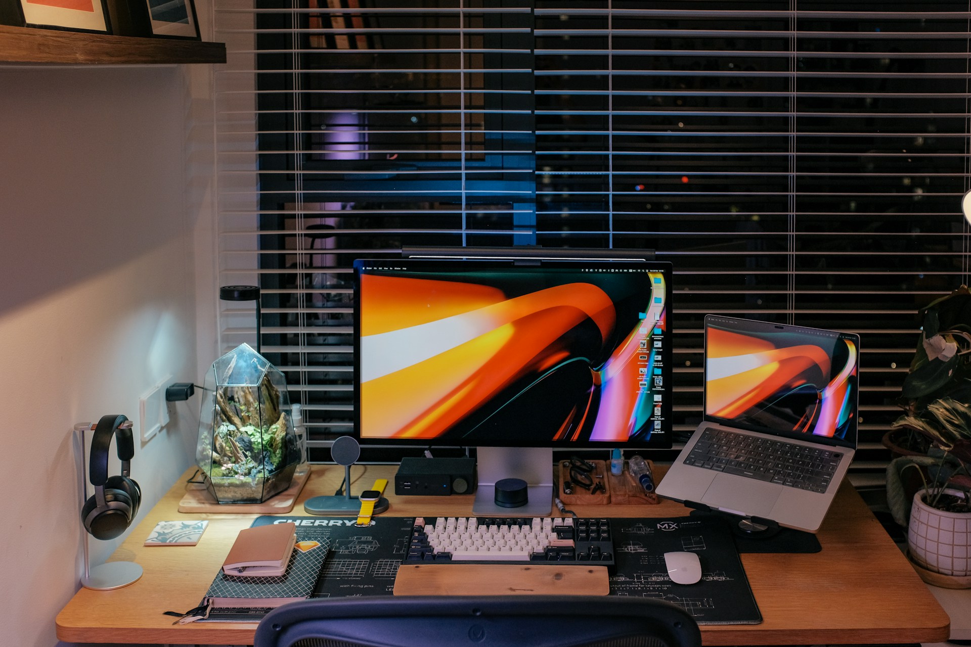 desk